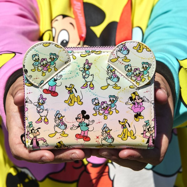 CARTERA Disney 100 Mickey y sus amigos iridiscentes - DISNEY LOUNGEFLY