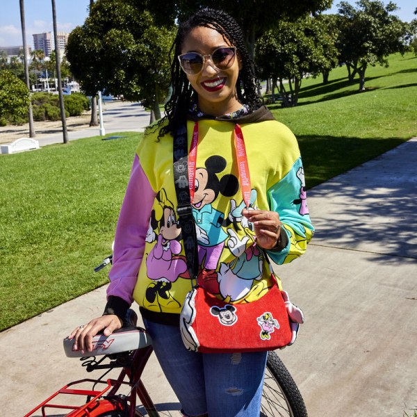 Disney 100 Mickey y amp; BOLSOS DE HOMBRO Minnie Glove - DISNEY LOUNGEFLY