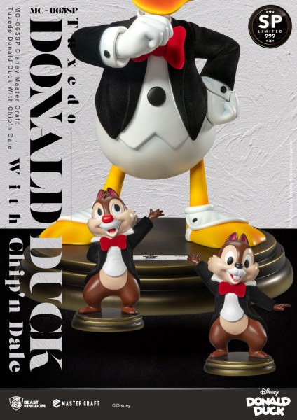 ESMOQUIN DONALD CON CHIP Y DALE DISNEY100 - DISNEY MASTERCRAFT
