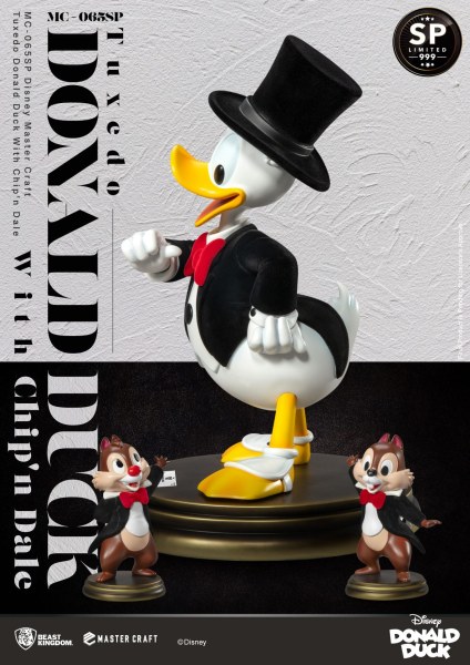 ESMOQUIN DONALD CON CHIP Y DALE DISNEY100 - DISNEY MASTERCRAFT