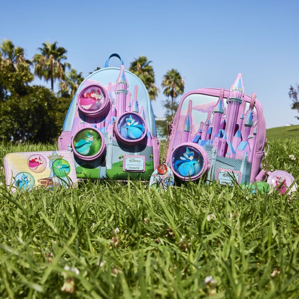mini mochila Castillo de la Bella Durmiente con Las Tres Hadas Buenas - DISNEY LOUNGEFLY