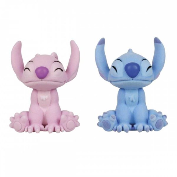 Stitch y Angel Flocks se besan - DISNEY GRAND JESTER
