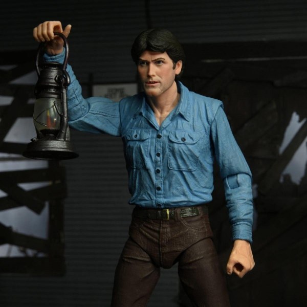 EVIL DEAD 2 - FIGURA DE ACCIÓN - 40 ANIVERSARIO ULTIMATE ASH