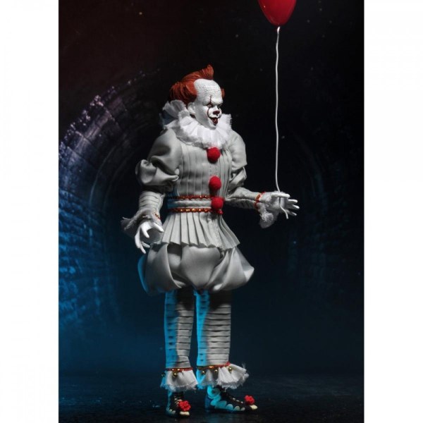 IT - FIGURA DE ACCIÓN VESTIDA - PENNYWISE (2017)