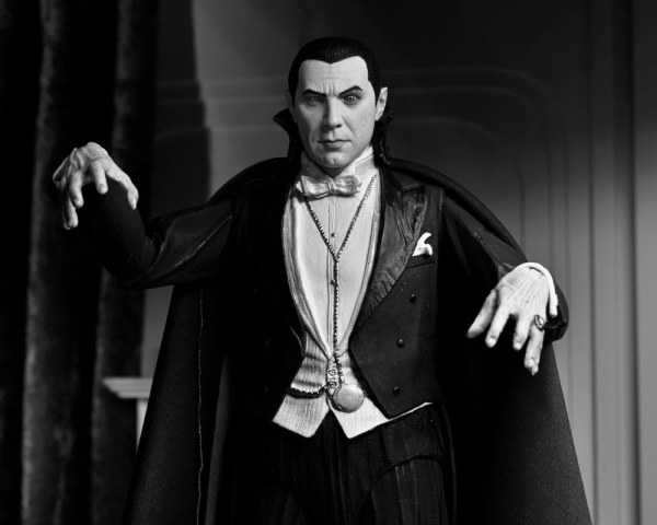 Figura Universal Monsters Ultimate Drácula (Abadía de Carfax) 18 cm