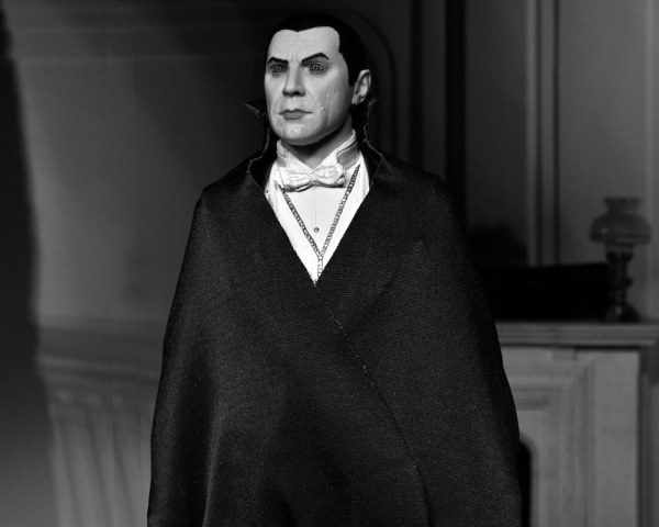 Figura Universal Monsters Ultimate Drácula (Abadía de Carfax) 18 cm