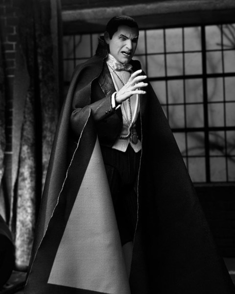 Figura Universal Monsters Ultimate Drácula (Abadía de Carfax) 18 cm