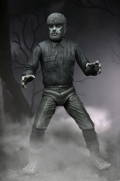 Figura Universal Monsters Ultimate El Hombre Lobo (Blanco y Negro) 18 cm