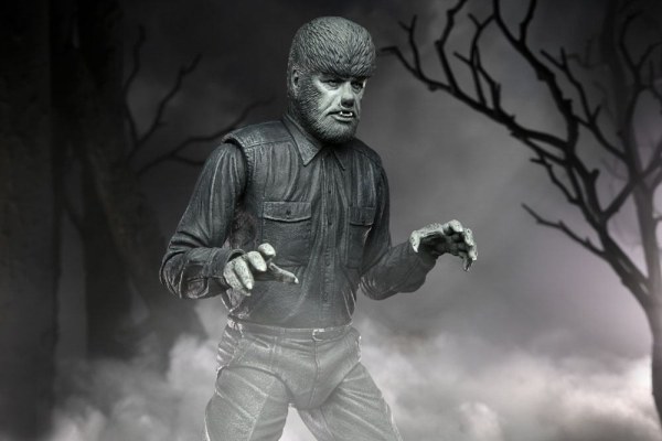 Figura Universal Monsters Ultimate El Hombre Lobo (Blanco y Negro) 18 cm