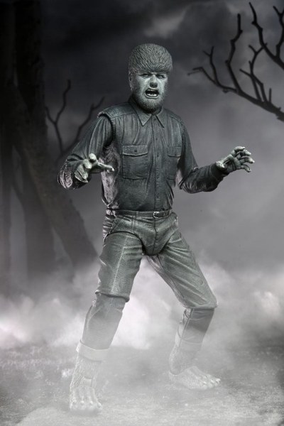 Figura Universal Monsters Ultimate El Hombre Lobo (Blanco y Negro) 18 cm