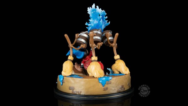 FANTASIA MICKEY EL APRENDIZ DE BRUJO - Q-FIG MAX ELITE