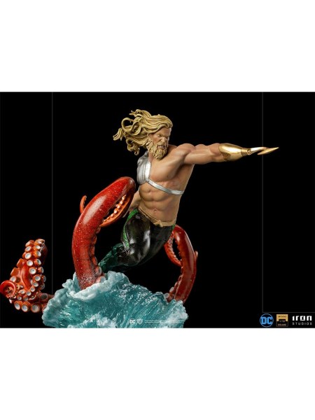 AQUAMAN 90 Art Scale - DC COMICS