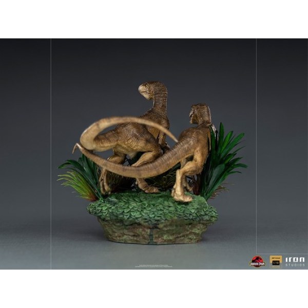 DOS VELOCIRAPTORS ART SCALE DELUXE - JURASSIC PARK