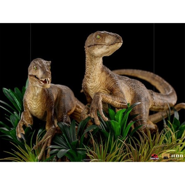 DOS VELOCIRAPTORS ART SCALE DELUXE - JURASSIC PARK