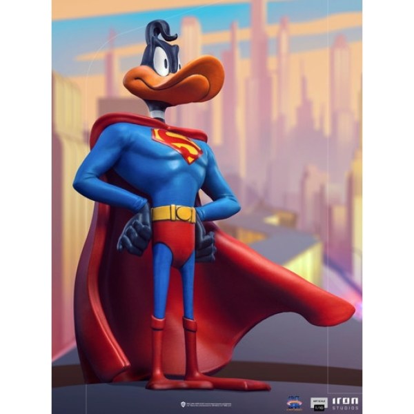 PATO LUCAS SUPERMAN ART SCALE - SPACE JAM 2