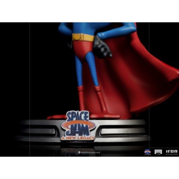 PATO LUCAS SUPERMAN ART SCALE - SPACE JAM 2