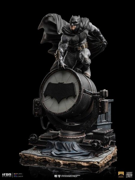 Batman en Batsignal Art Scale Deluxe - Liga de la Justicia