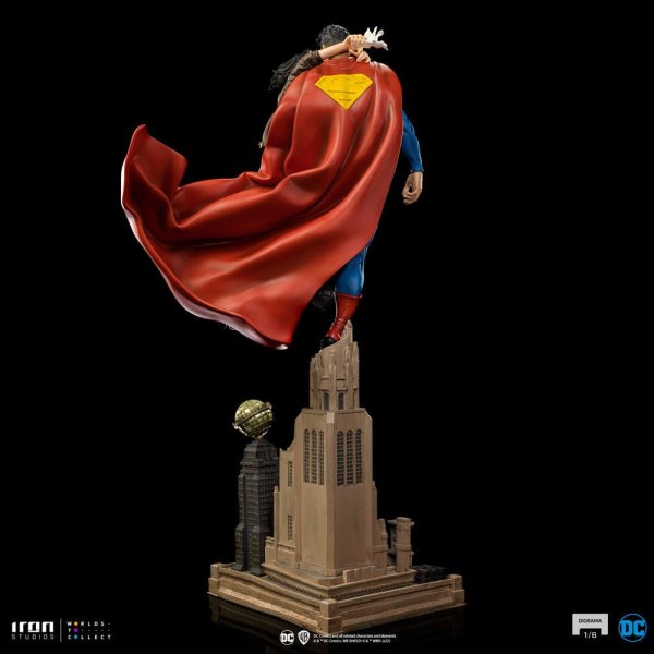 Diorama Superman y Lois - DC Comics