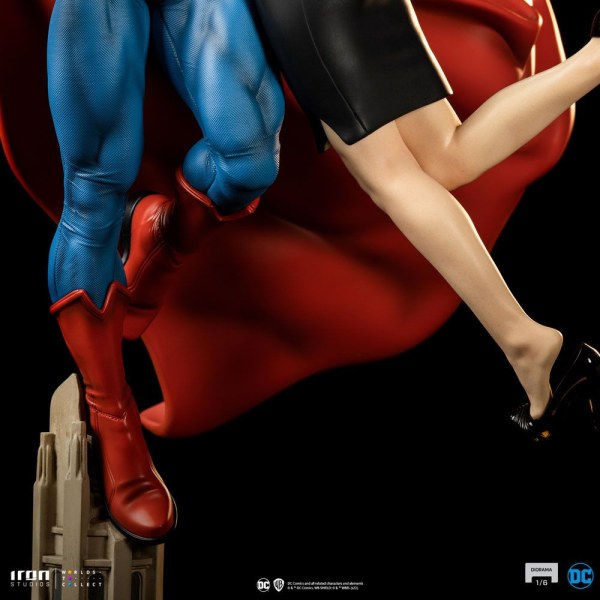 Diorama Superman y Lois - DC Comics