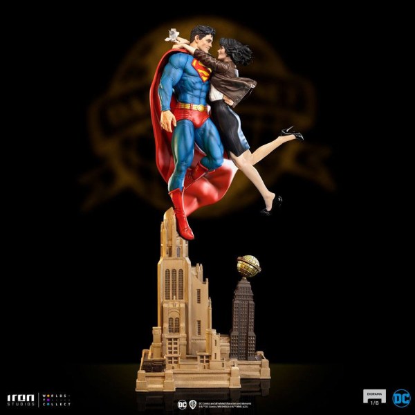 Diorama Superman y Lois - DC Comics