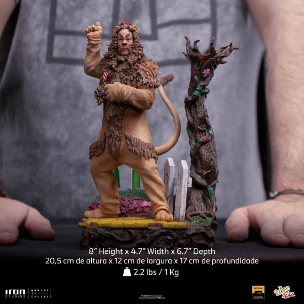 Cowardly Lion Art Scale Deluxe - El Mago de Oz