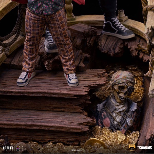 Sloth and Chunk Deluxe Art Scale - Los Goonies