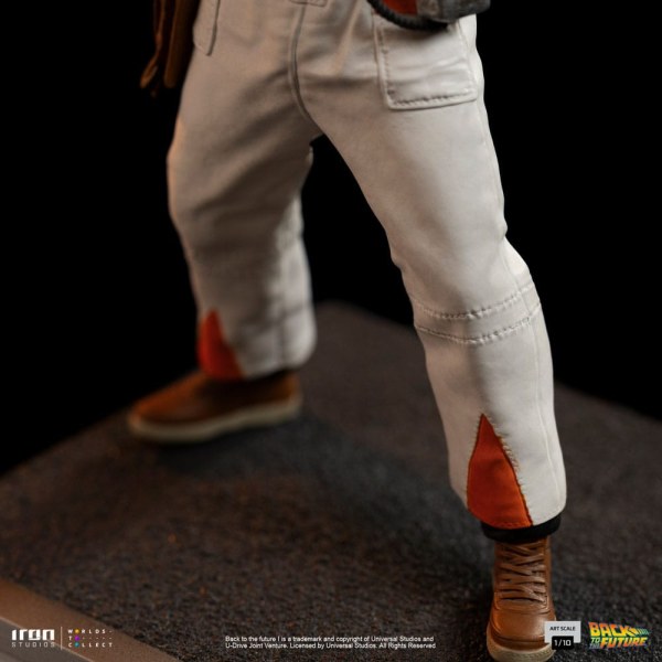 Doc Brown Art Scale - Regreso al futuro