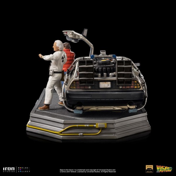DeLorean Art Scale - Regreso al futuro