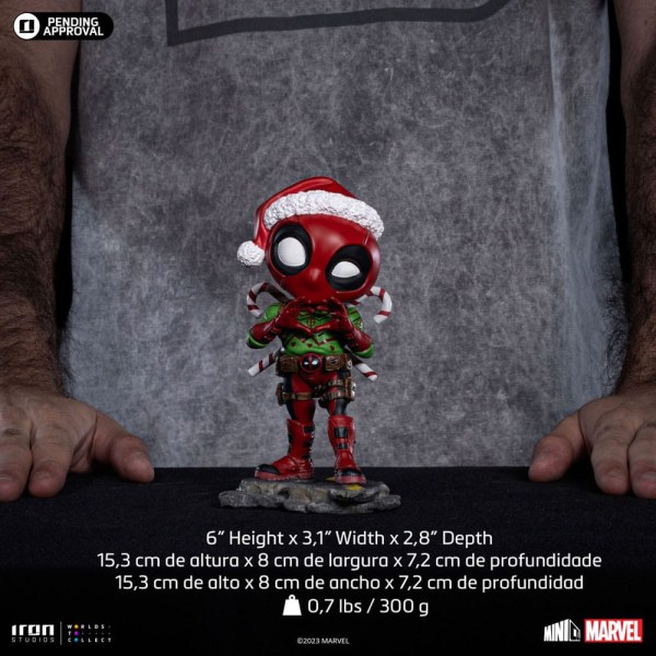DEADPOOL CHRISTMAS VERSION ART SCALE - X-MEN