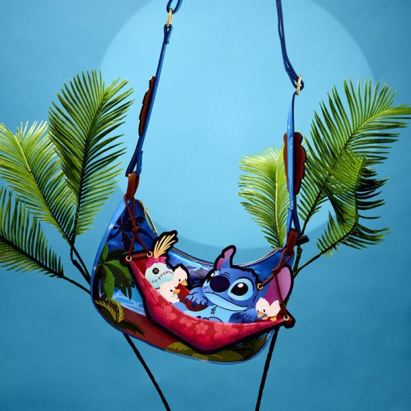 Bolso Bandolera Stitch Camping Cuties - DISNEY LOUNGEFLY