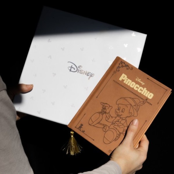 SET DE CUADERNO A5 PREMIUM CON BOLIGRAFO - DISNEY PINOCHO