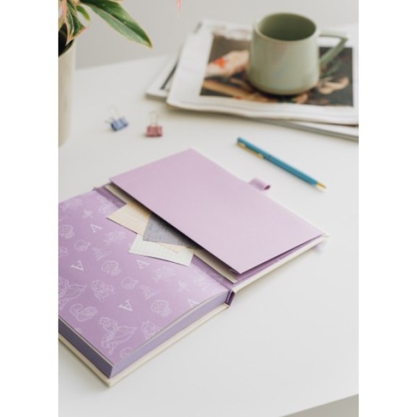 CUADERNO PREMIUM A5 CON BOLIGRAFO - DISNEY ALICIA EN EL PAÍS DE LAS MARAVILLAS