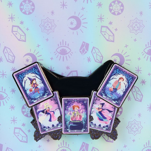 Pin’s Binx en el resplandor de las cartas del tarot Hocus Pocus caja coleccionista - DISNEY LOUNGEFLY