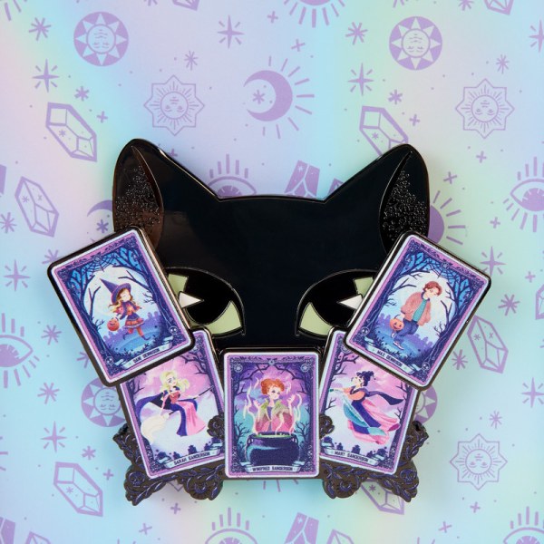 Pin’s Binx en el resplandor de las cartas del tarot Hocus Pocus caja coleccionista - DISNEY LOUNGEFLY