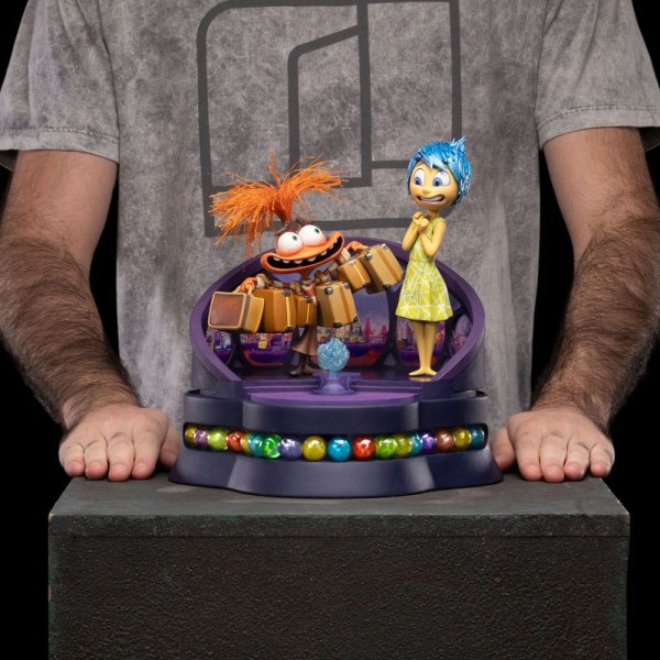 Estatuilla Inside Out 2 1 10 Art Scale Alegría y Ansiedad 26 cm - Disney Pixar