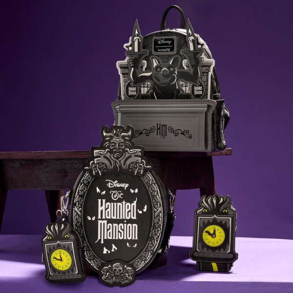 El portatarjetas luminoso bienvenida a los mortales insensatos The Haunted Mansion - DISNEY LOUNGEFLY