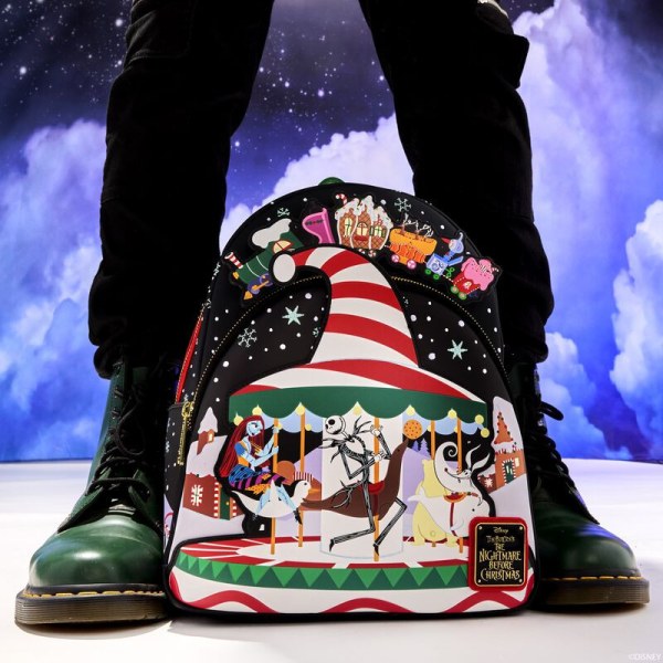 Mini Mochila carrusel de bastones de caramelo - DISNEY LOUNGEFLY Pesadilla antes de Navidad
