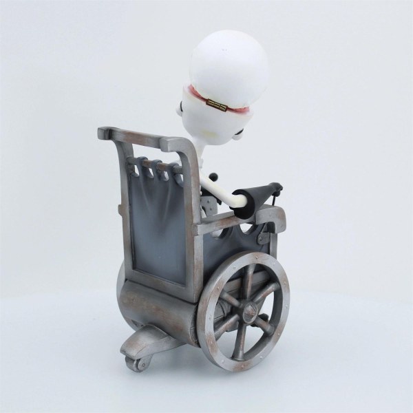 Figura del Dr. Finkelstein Pesadilla antes de Navidad  - DISNEY SHOWCASE