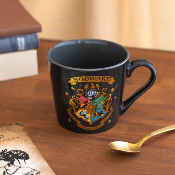 TAZA PREMIUM POUDLARD - HARRY POTTER