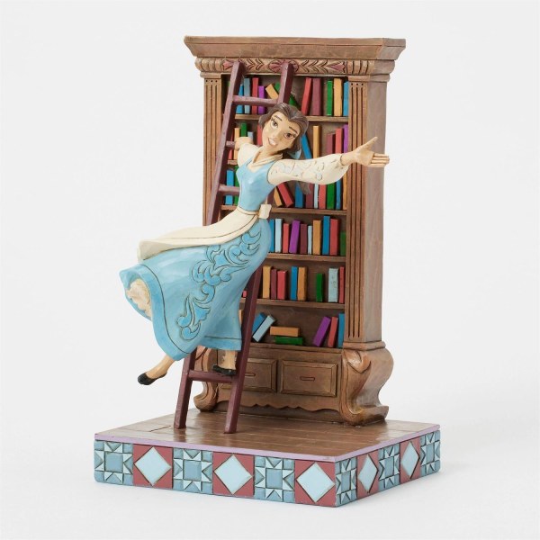 Bella en su biblioteca - Disney Traditions
