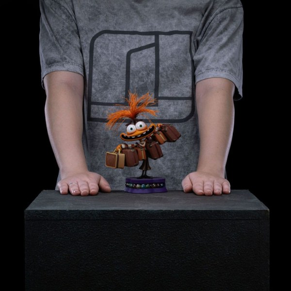 Estatuilla Inside Out 2 1 10 Scale Ansiedad 18 cm