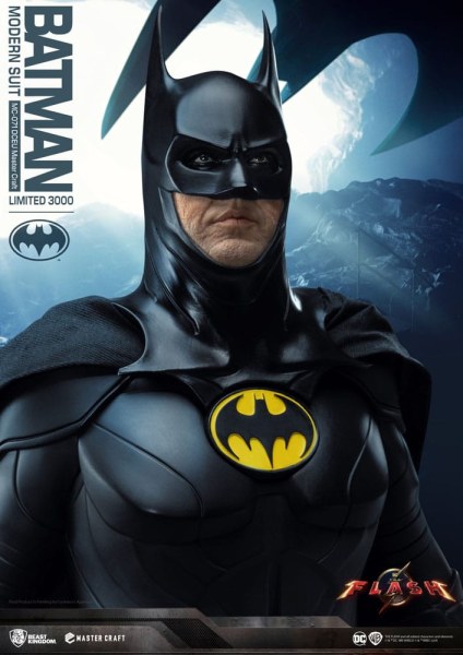 Estatuilla de Batman Master Craft Batman Traje Moderno 42 cm