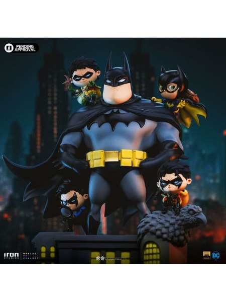 Figura Batman Iconos animados PVC Batman Familia 18 cm