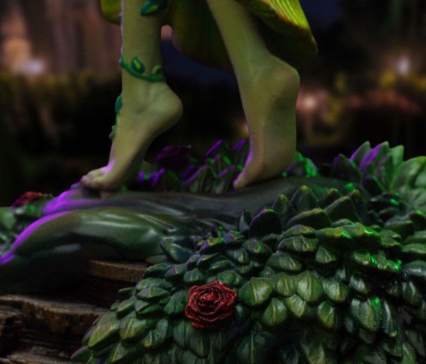 Estatuilla DC 10 1 Scale Poison Ivy 22 cm