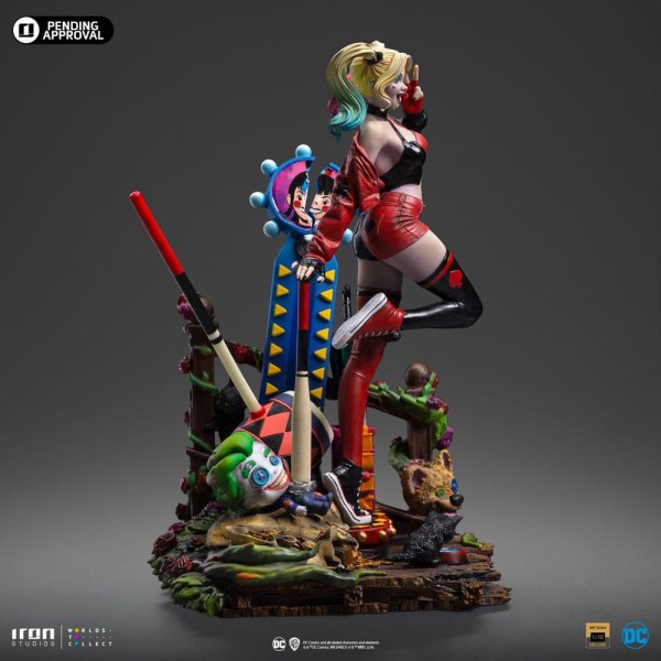 Estatuilla DC Comics 1 Deluxe Art Scale Harley Quinn (Sirenas de Ciudad Gótica) 22 cm