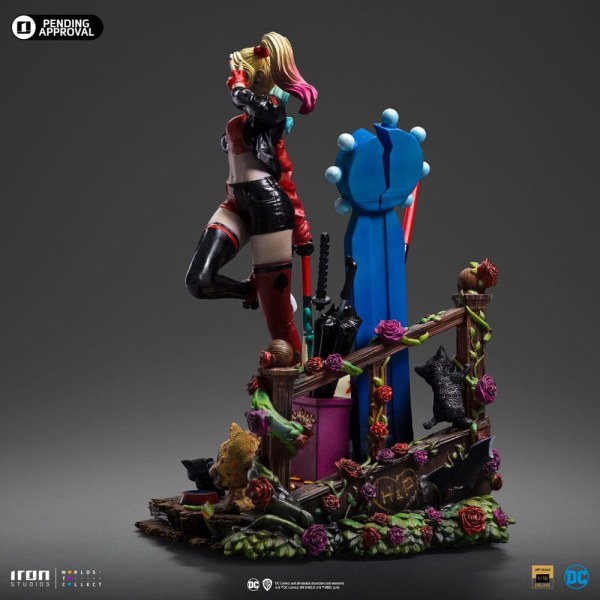 Estatuilla DC Comics 1 Deluxe Art Scale Harley Quinn (Sirenas de Ciudad Gótica) 22 cm