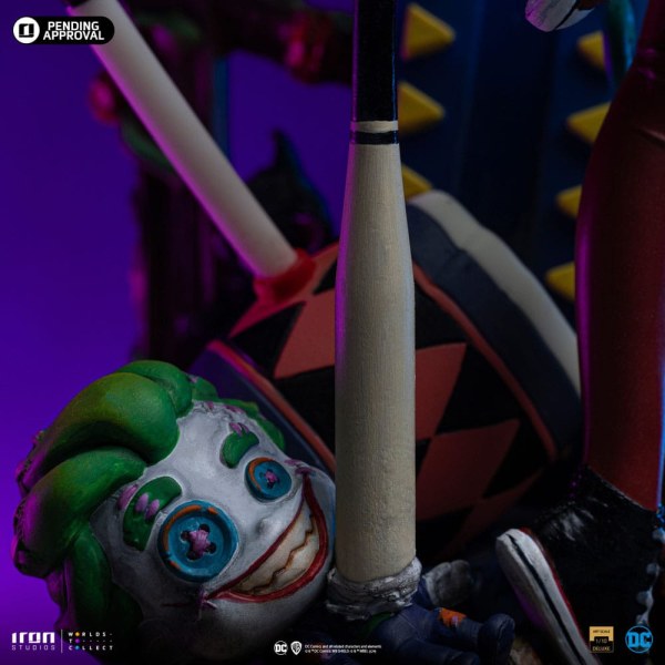 Estatuilla DC Comics 1 Deluxe Art Scale Harley Quinn (Sirenas de Ciudad Gótica) 22 cm