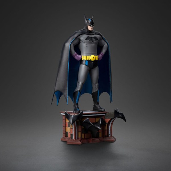 Estatuilla DC 10 1 Scale Batman Detective 85 Aniversario 26 cm