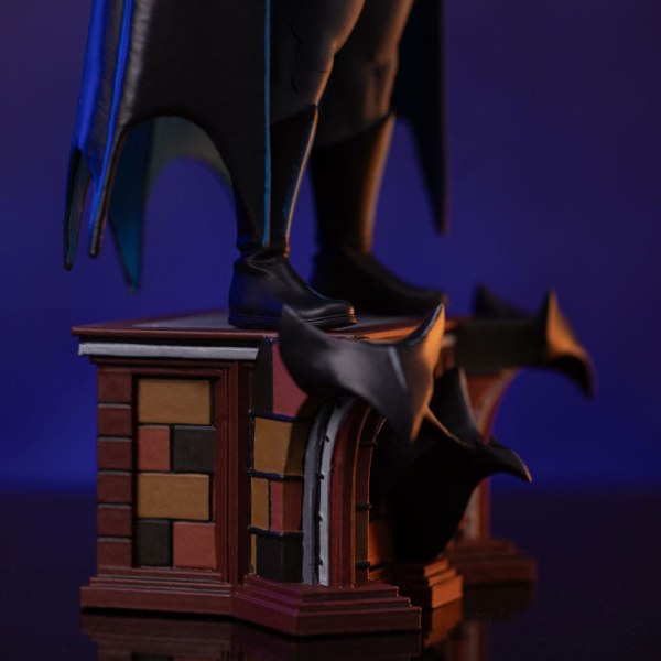 Estatuilla DC 10 1 Scale Batman Detective 85 Aniversario 26 cm