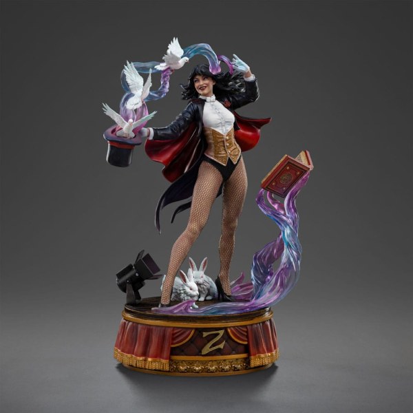 Estatuilla DC 10 1 Scale Zatanna 27 cm